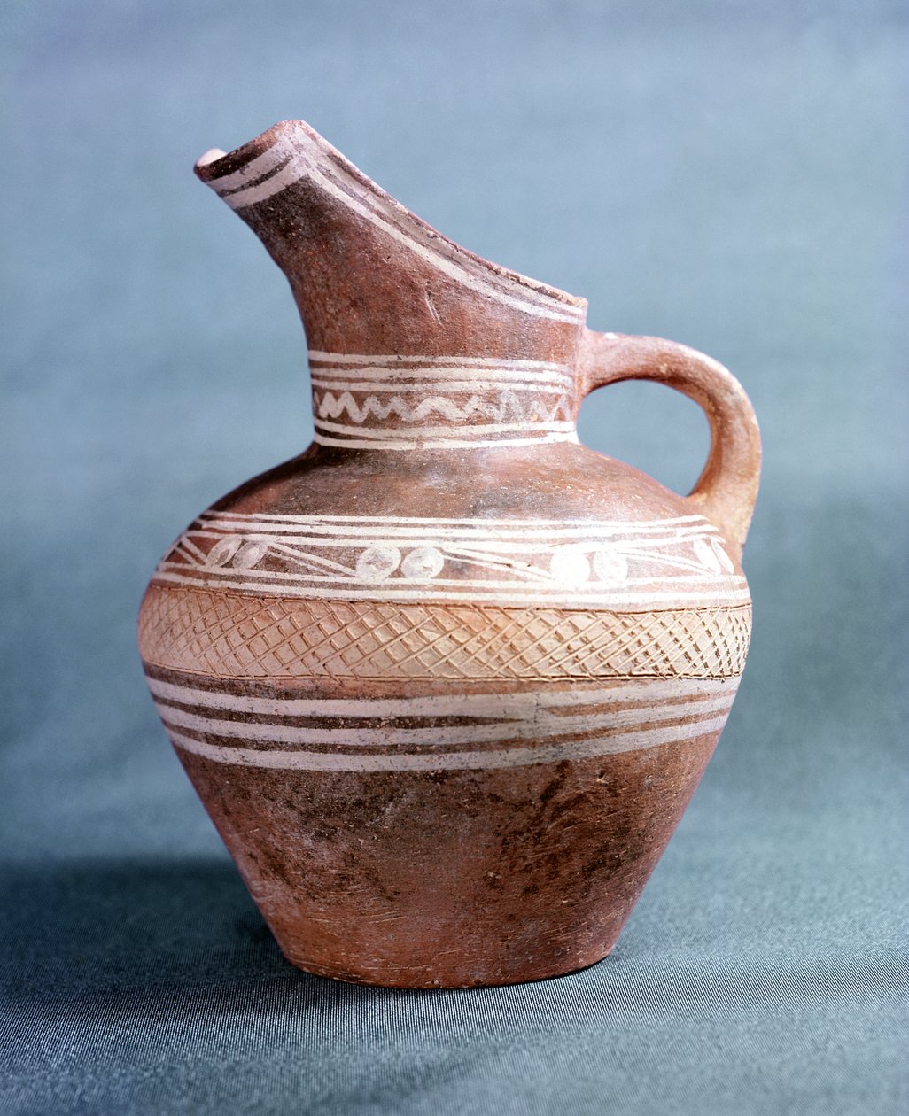 Kruik uit Knossos, Kreta, ca. 1700-1500 v.Chr. door Minoan
