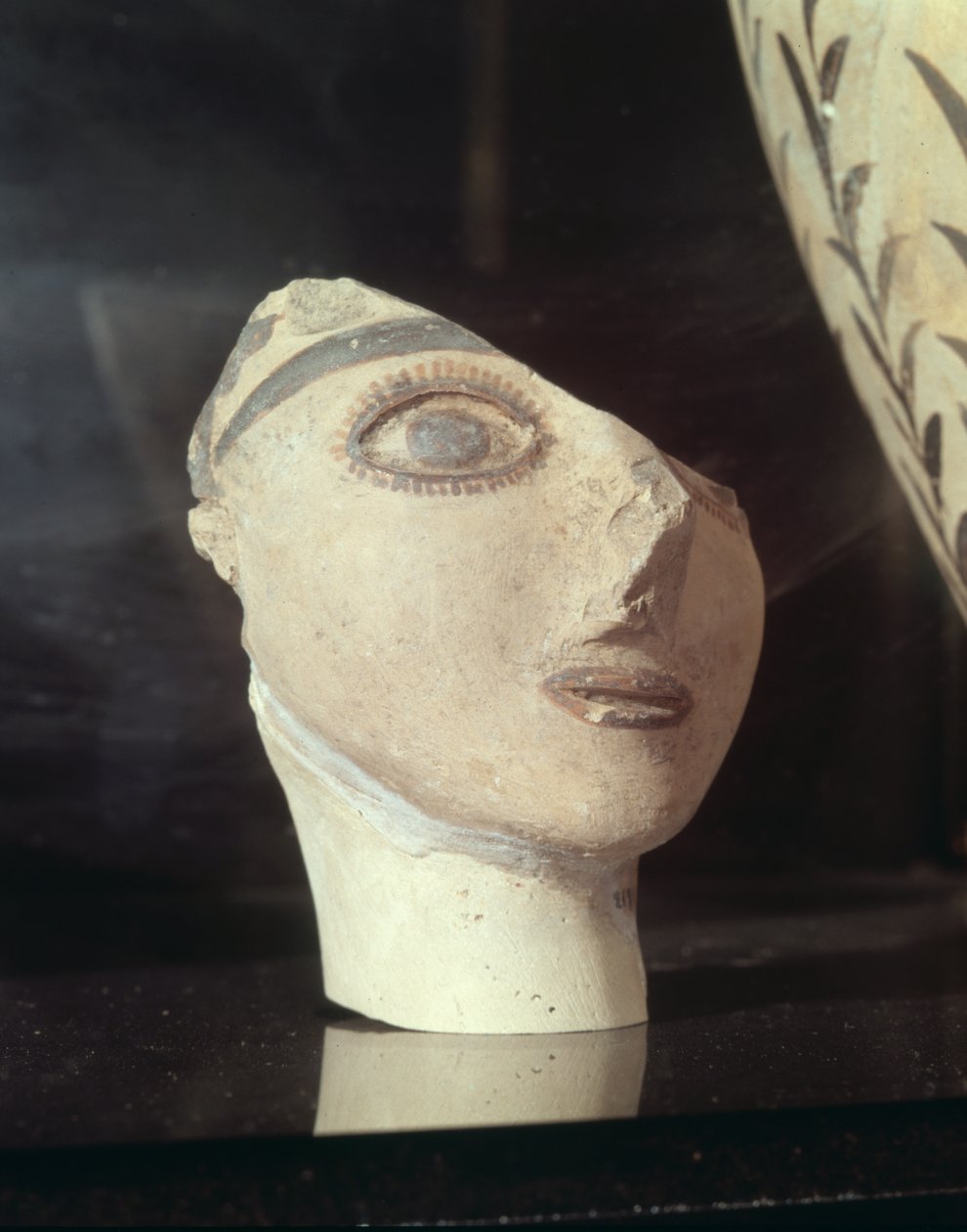 Hoofd van een meisje, uit het Paleis van Knossos, Minoïsch, 1700-1400 v.Chr. door Minoan