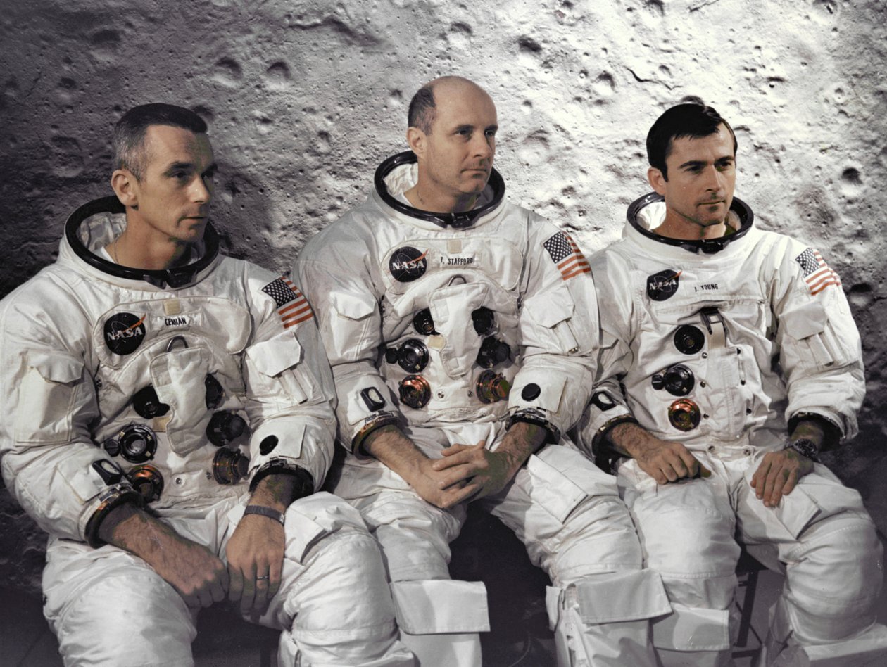 Apollo 10 - NASA door NASA Images
