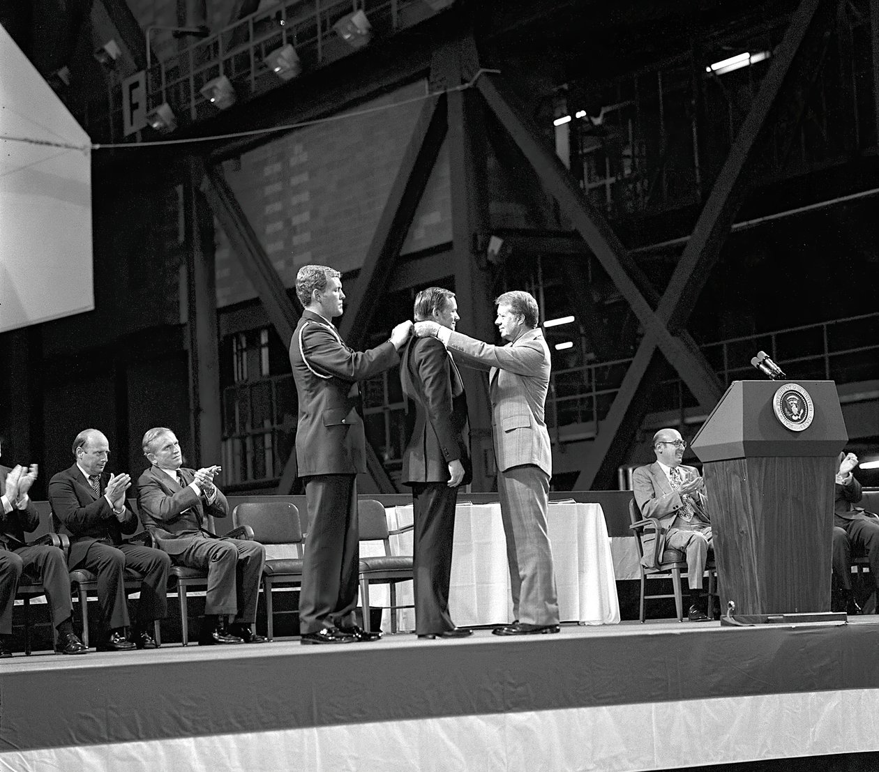 Apollo 11 - NASA, 1978 door NASA Images