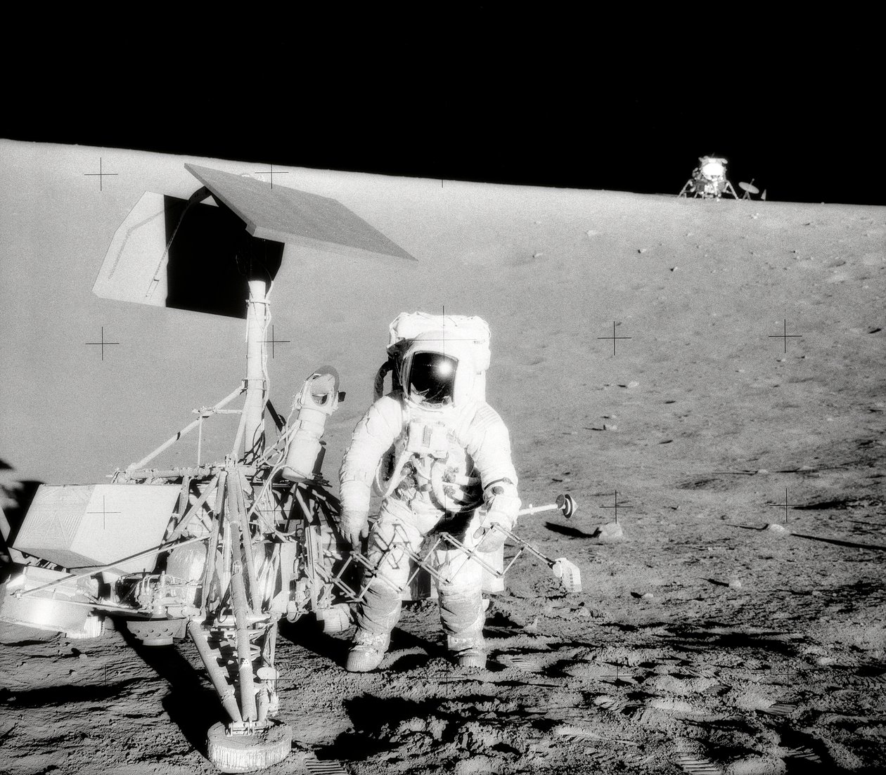 Apollo 12 - NASA, 1969 door NASA Images