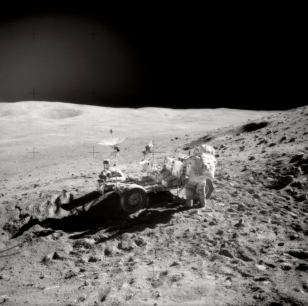 Apollo 16 - NASA, 1972 door NASA Images