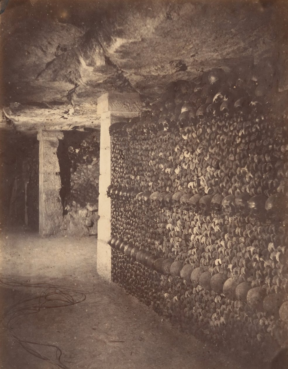 Catacomben, Parijs, april 1862 door Nadar
