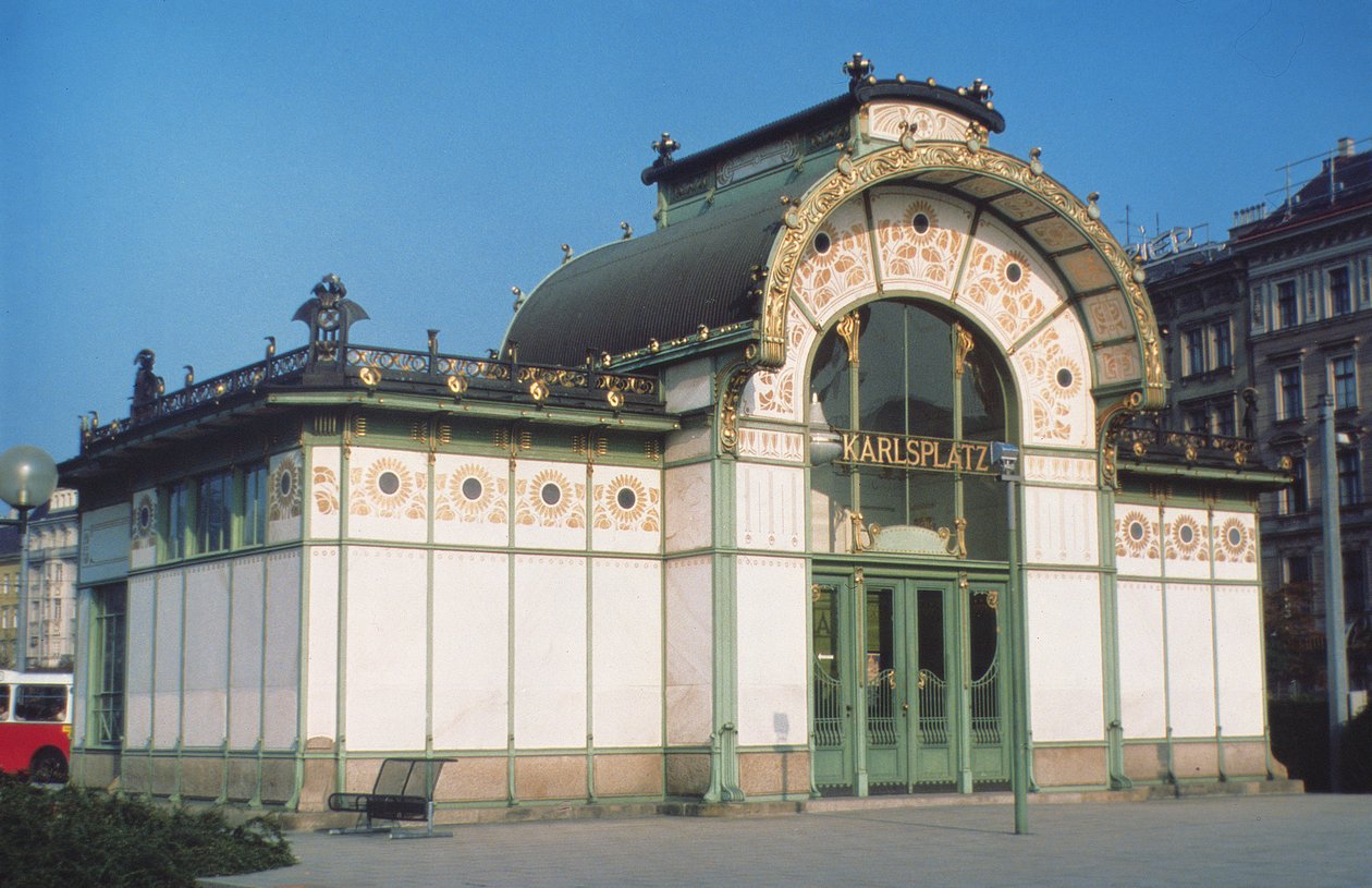 Karlsplatz Stadtbahn door Otto Wagner