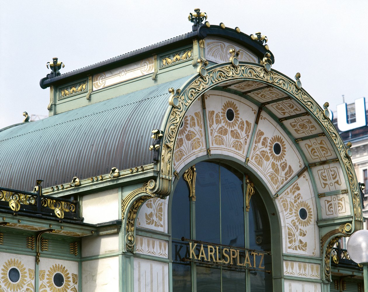 Het Otto Wagner Paviljoen op Karlsplatz door Otto Wagner