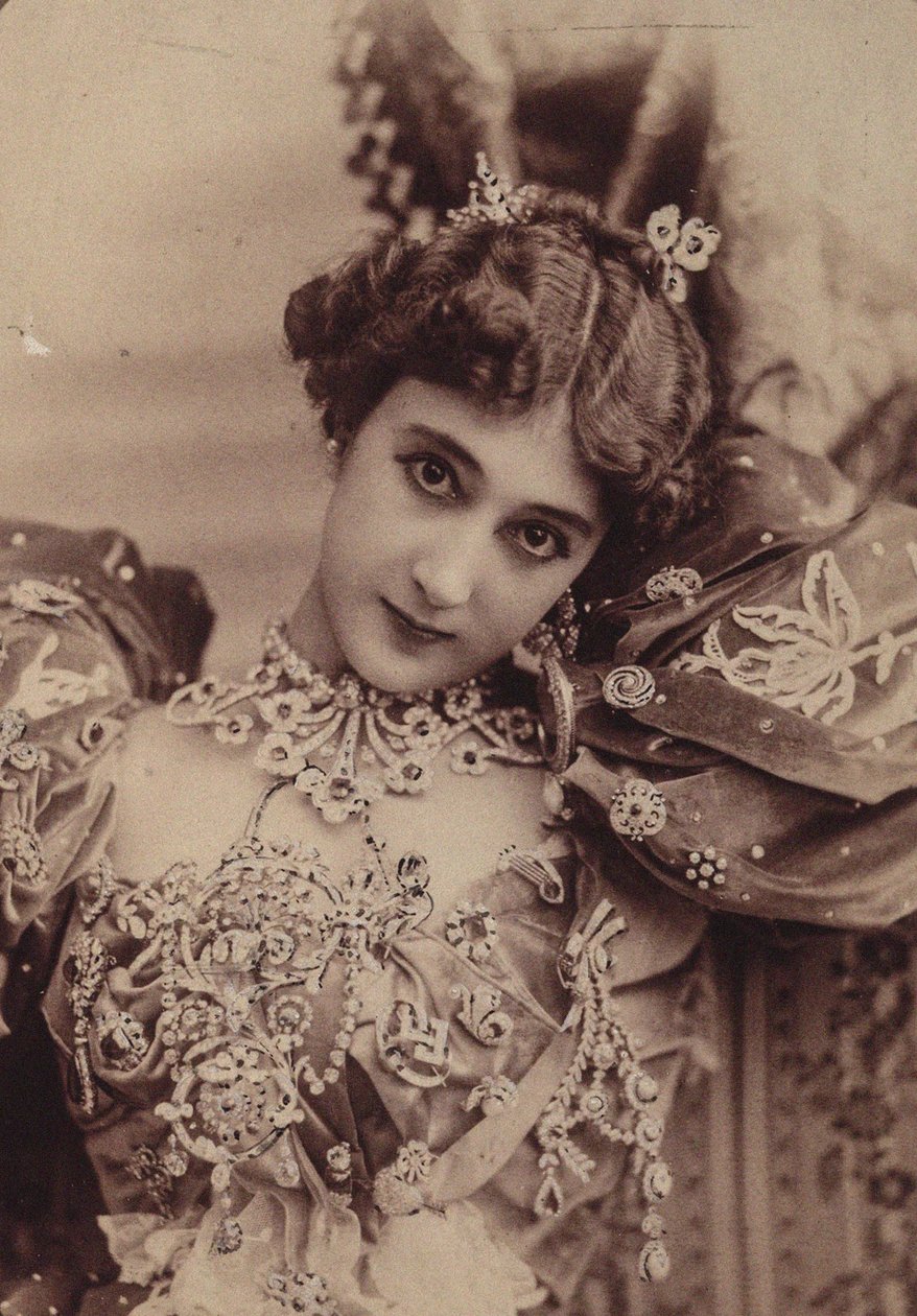 La Belle Otéro, 1890s door Paris . Photo studio Reutlinger