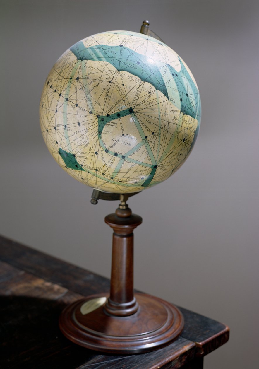 Globe van de planeet Mars, gemaakt 1903-09 door Percival Lowell