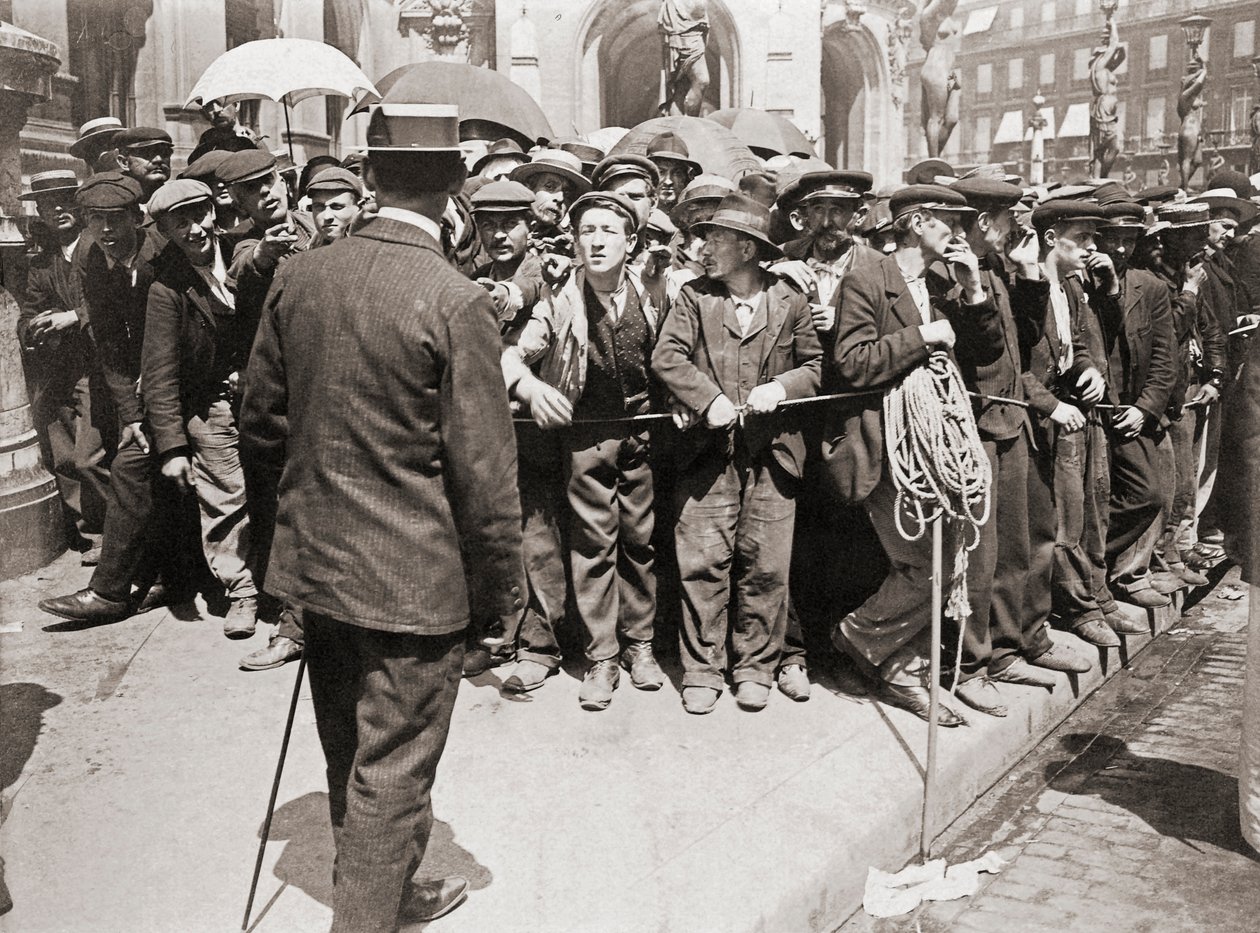 Arbeidersdemonstratie, Parijs, c.1900 (zw/w foto) door Photographer French