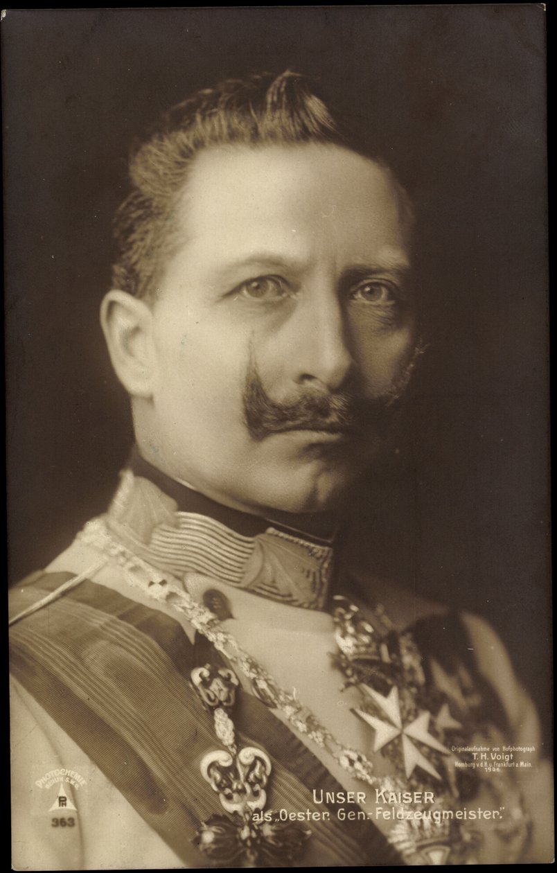 Kaiser Wilhelm II als Oostenrijks Generaal Feldzeugmeister door Photographer German