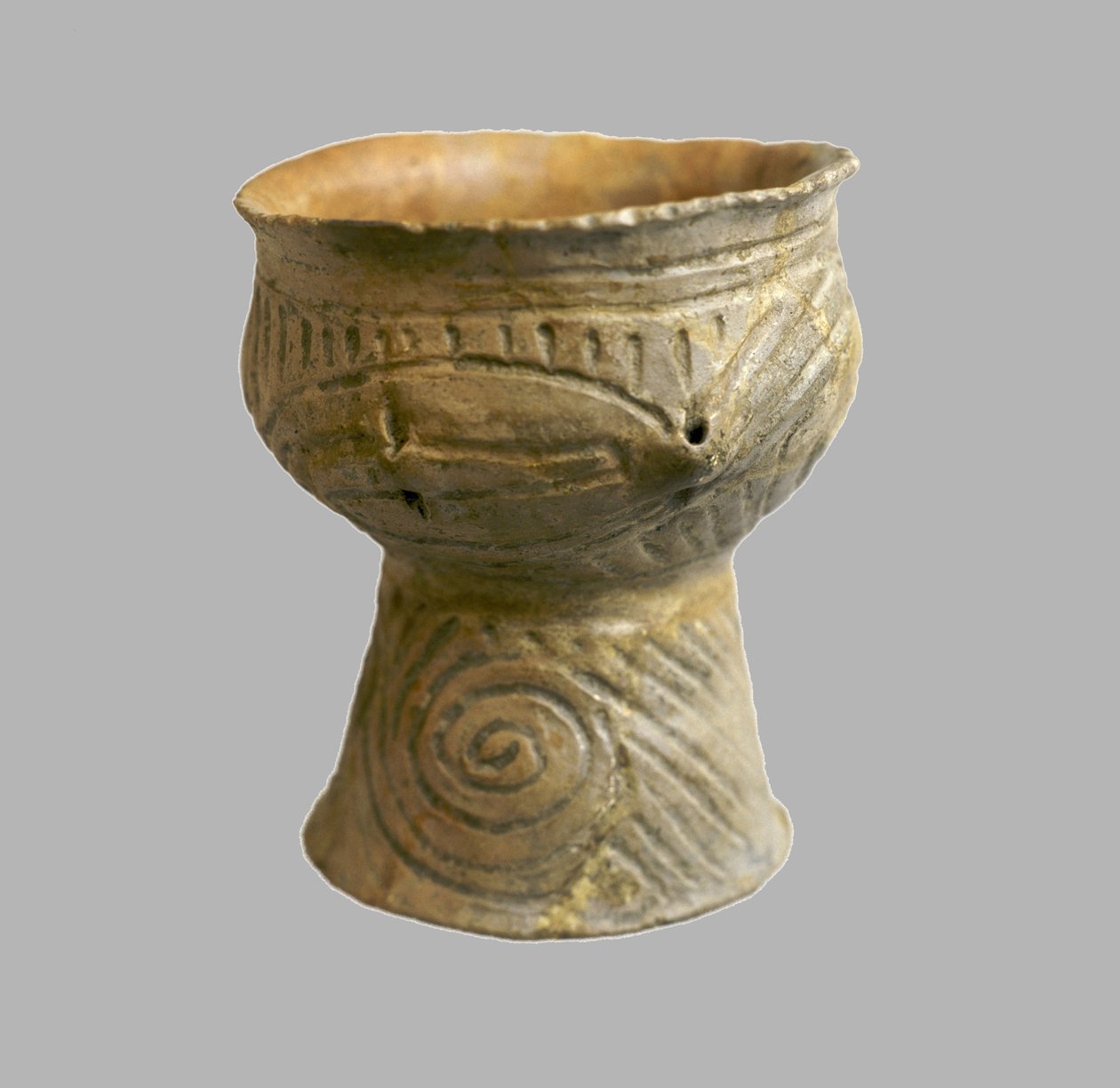 Beker met slangen, 4400-4100 v.Chr. door Prehistoric Russian Culture