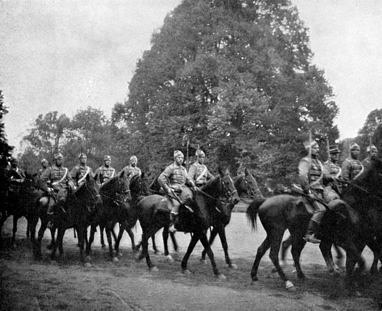 Deense Huzaren bij Bernsdorff, 1908 door Queen Alexandra