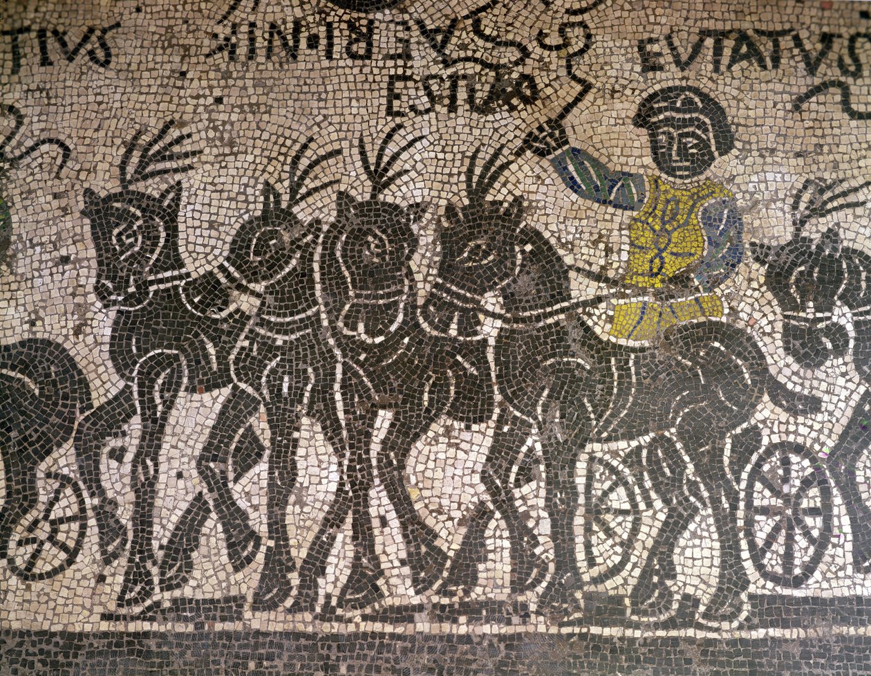 Een Quadriga (mozaïek) door Roman