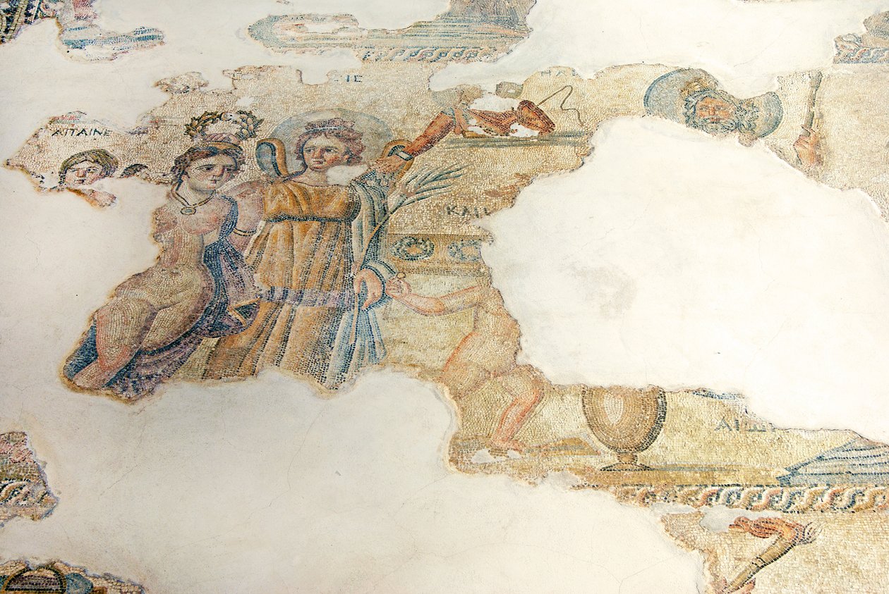 Een schoonheidswedstrijd tussen Cassiopeia en de Nereïden beoordeeld door Aion, Huis van Aion, Paphos, Cyprus door Roman