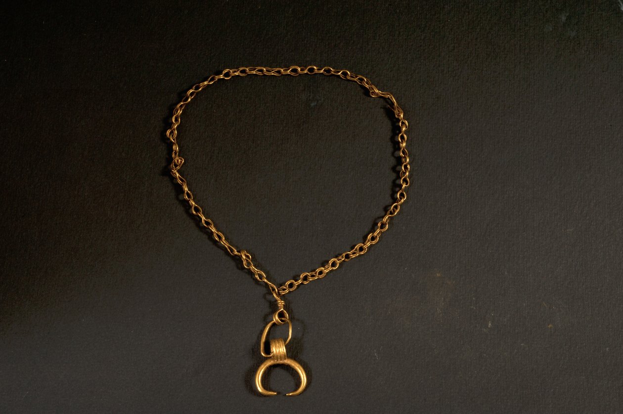 Ketting met hanger (goud) door Roman