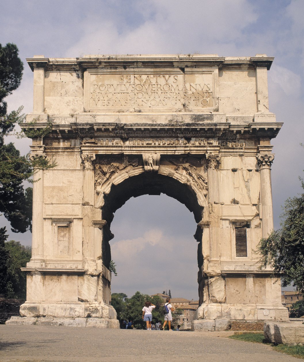 De Boog van Titus, gebouwd in 81 AD door Roman