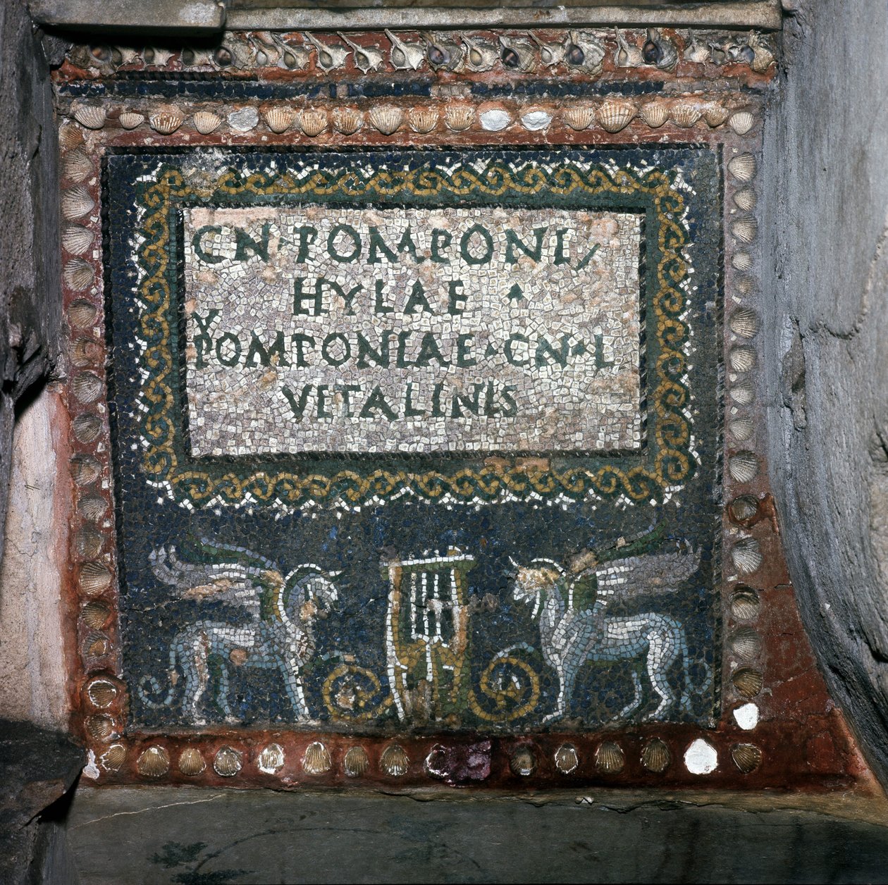 Mozaïek van het graf van Pomponio Hylax, Rome. door Roman