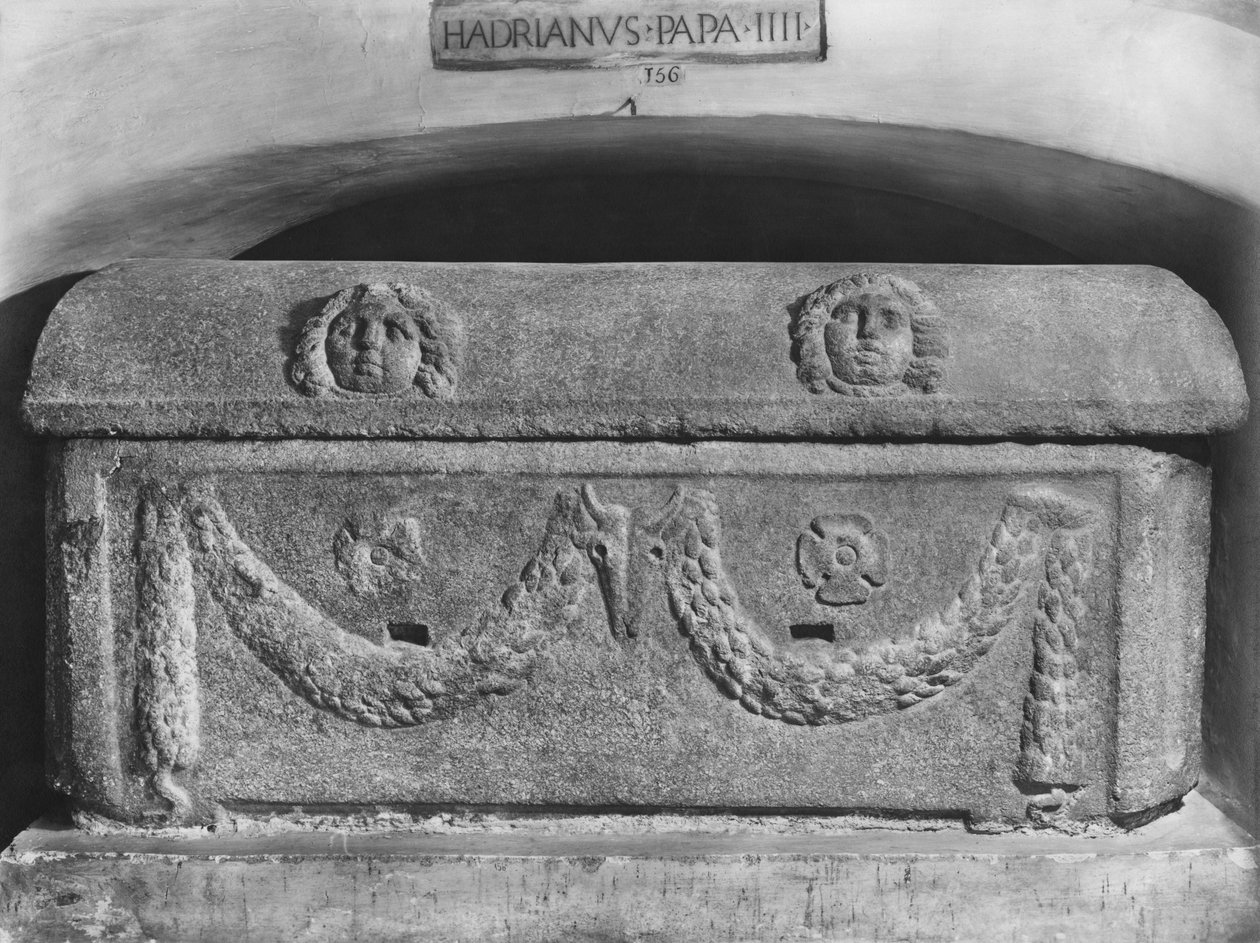 Sarcophagus van paus Adrianus IV (Egyptisch graniet) door Roman