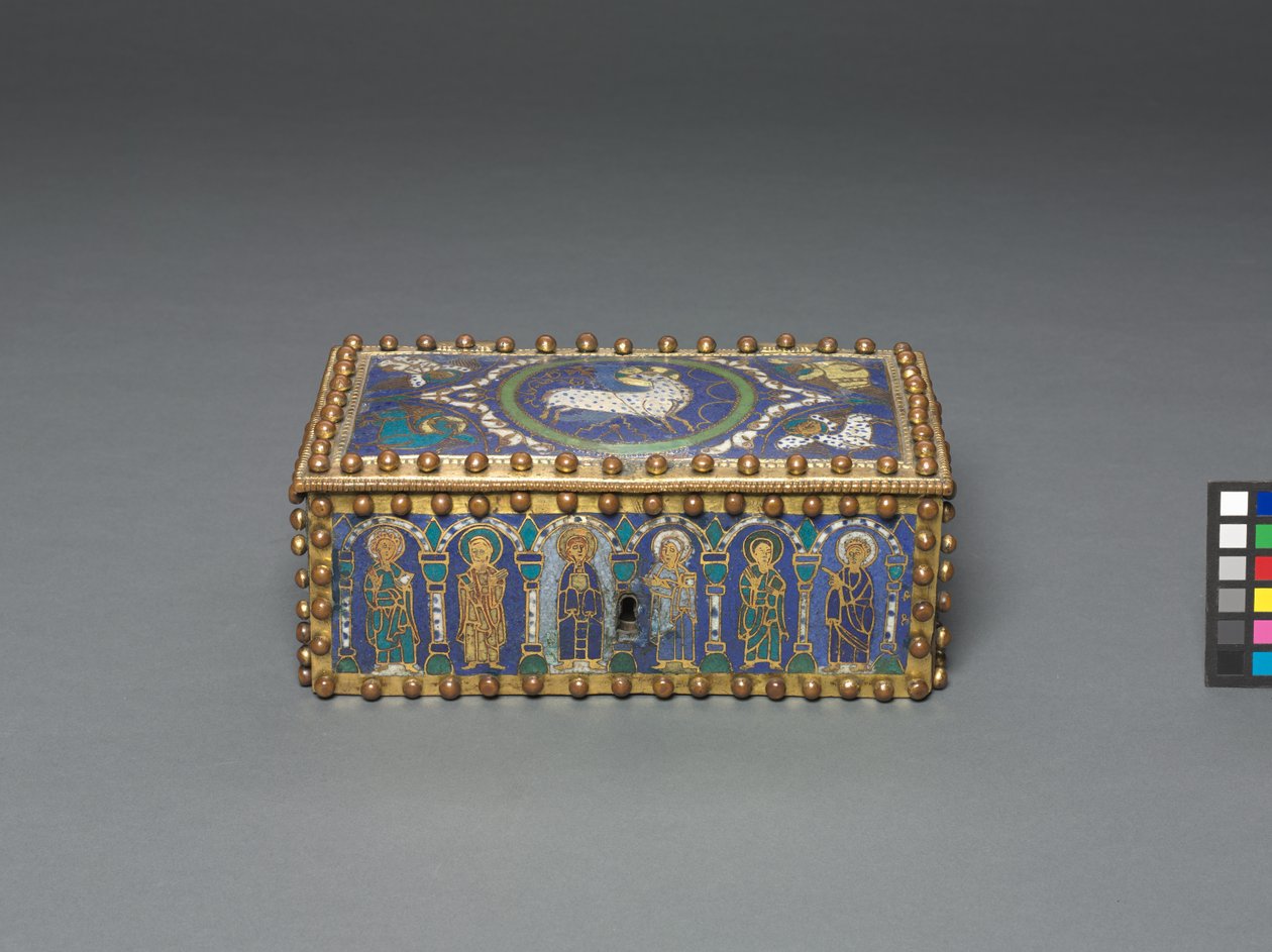 Kist, 1100-1150 door Romanesque