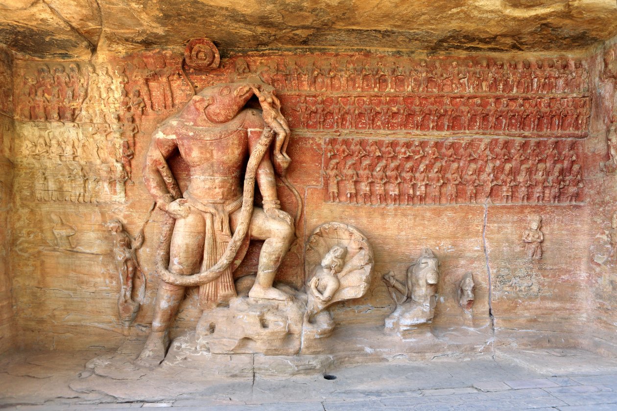 Vishnu als Varaha Avatar door School Indian