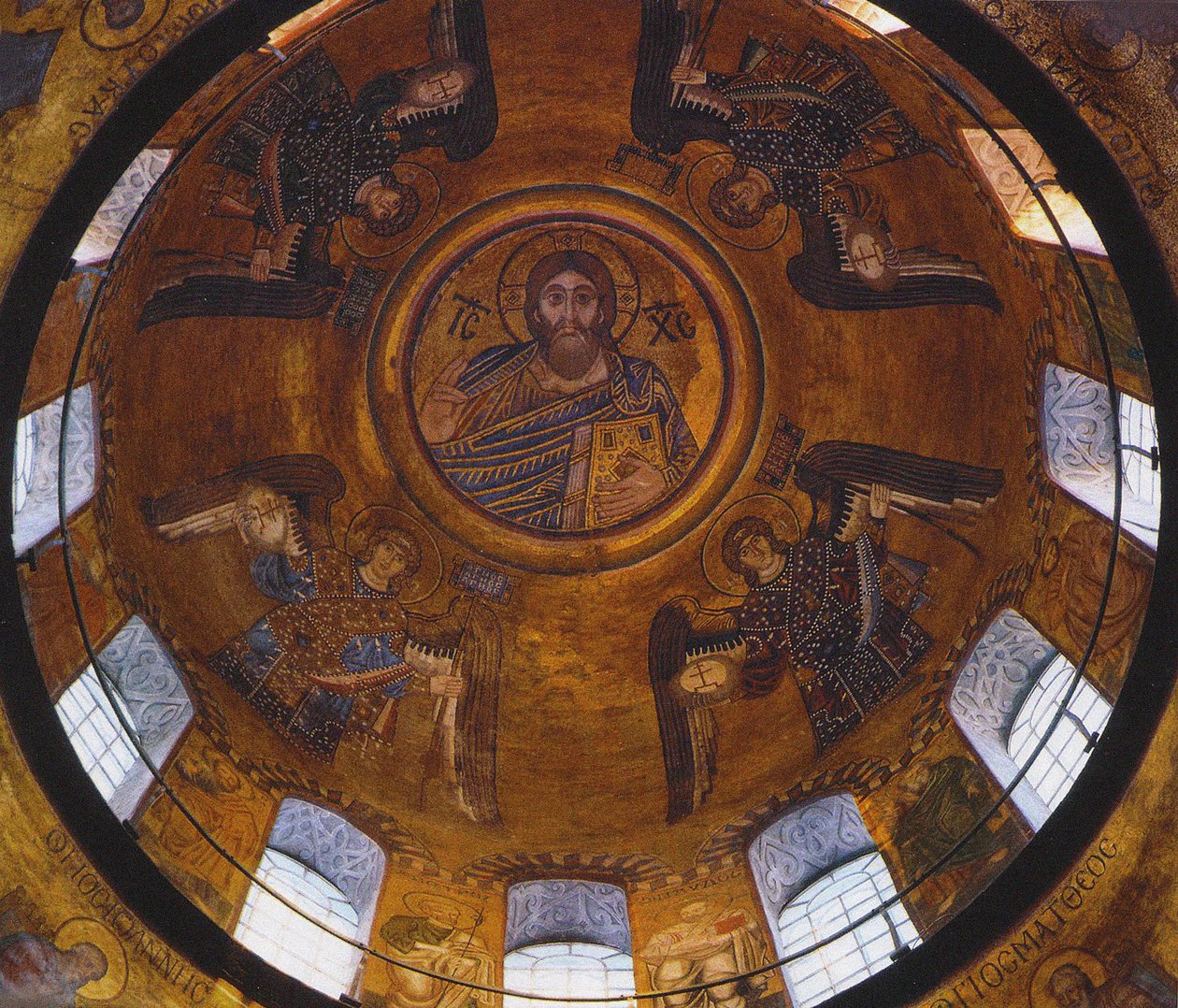 Christus Pantocrator met aartsengelen (mozaïek) door School Russian