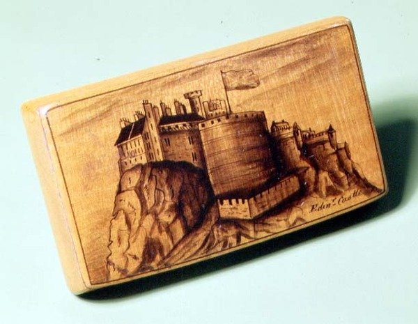 Mauchline snuifdoos, handgeschilderd, Schots, 1810 door Scottish School