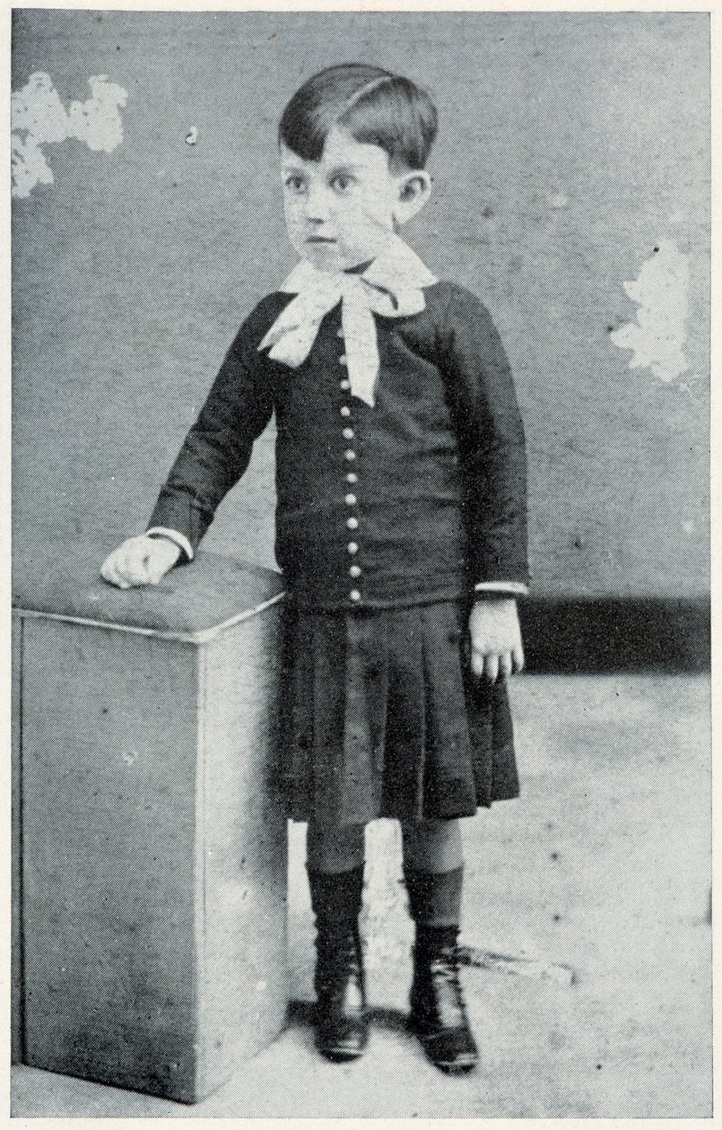 Pablo Picasso, op vierjarige leeftijd, 1885 door Spanish Photographer
