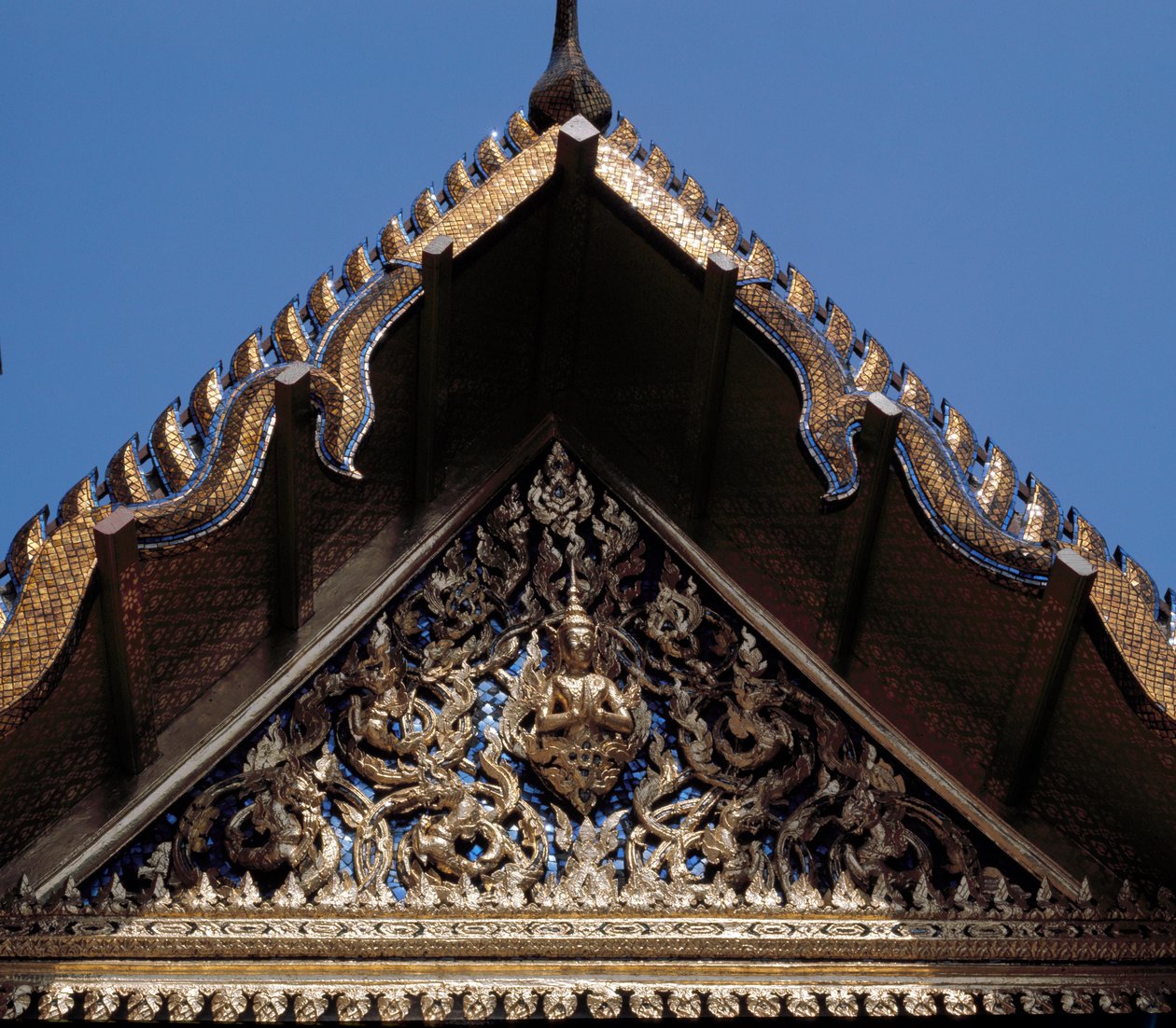 Detail van een deur door Thai School