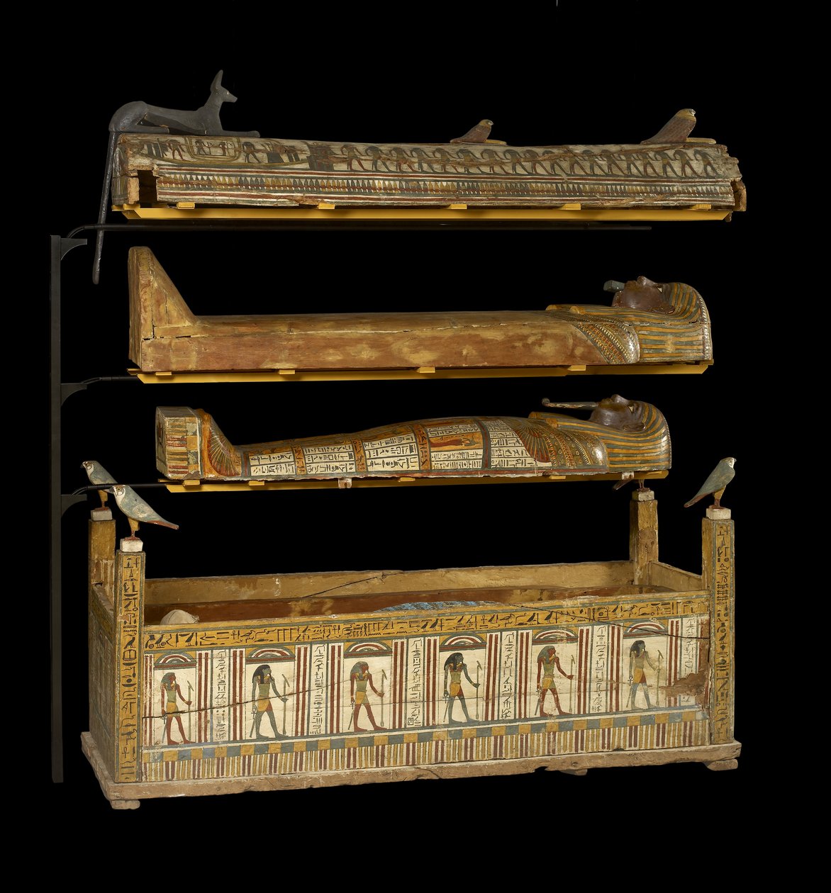 Djeddjehutefankh, complete mummie in binnenste kist door Third Intermediate Period Egyptian
