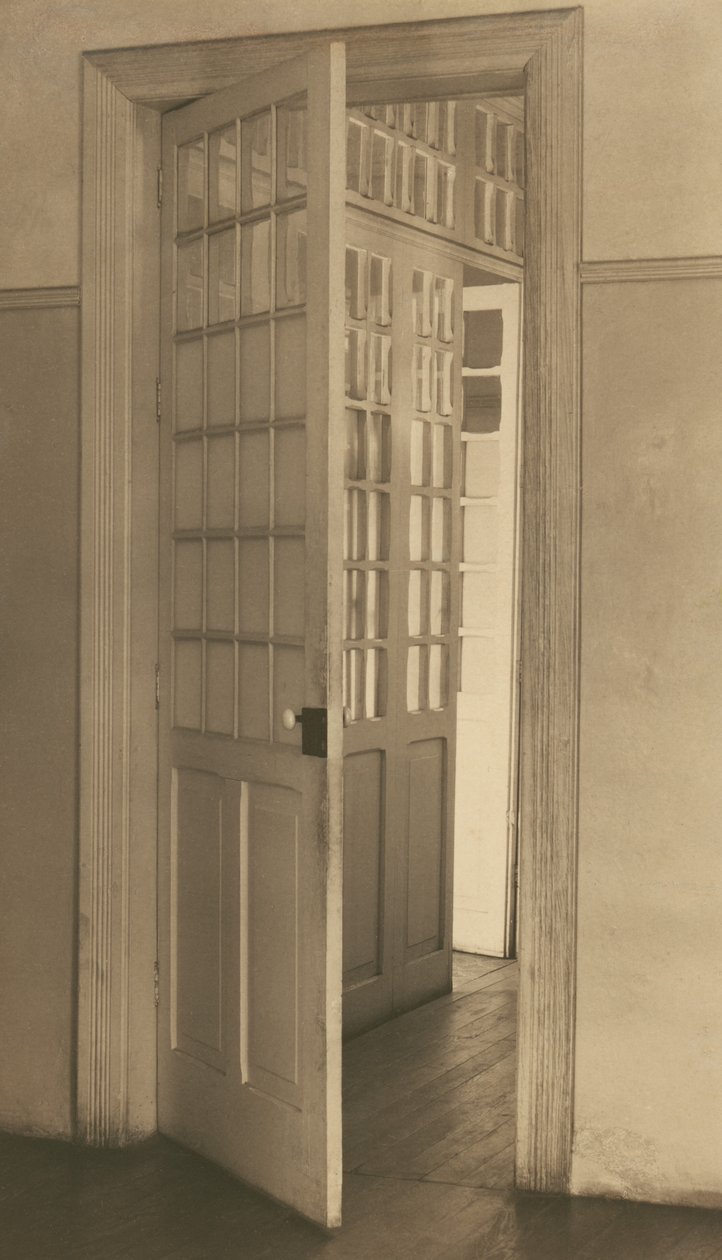 Open Doors, Mexico City door Tina Modotti