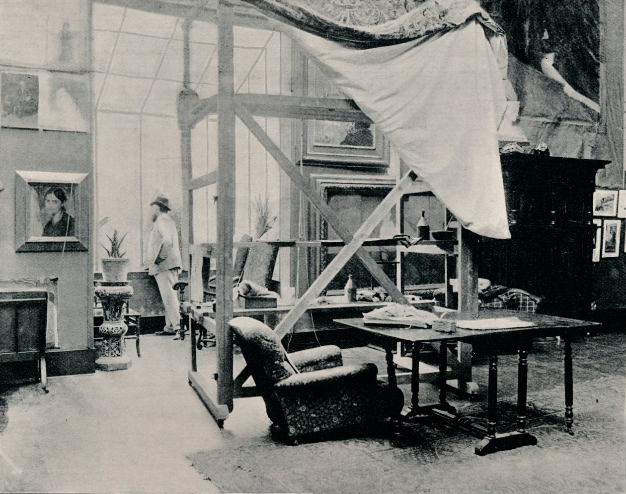 A. Besnard in zijn Studio, ca. 1897 door Unbekannt