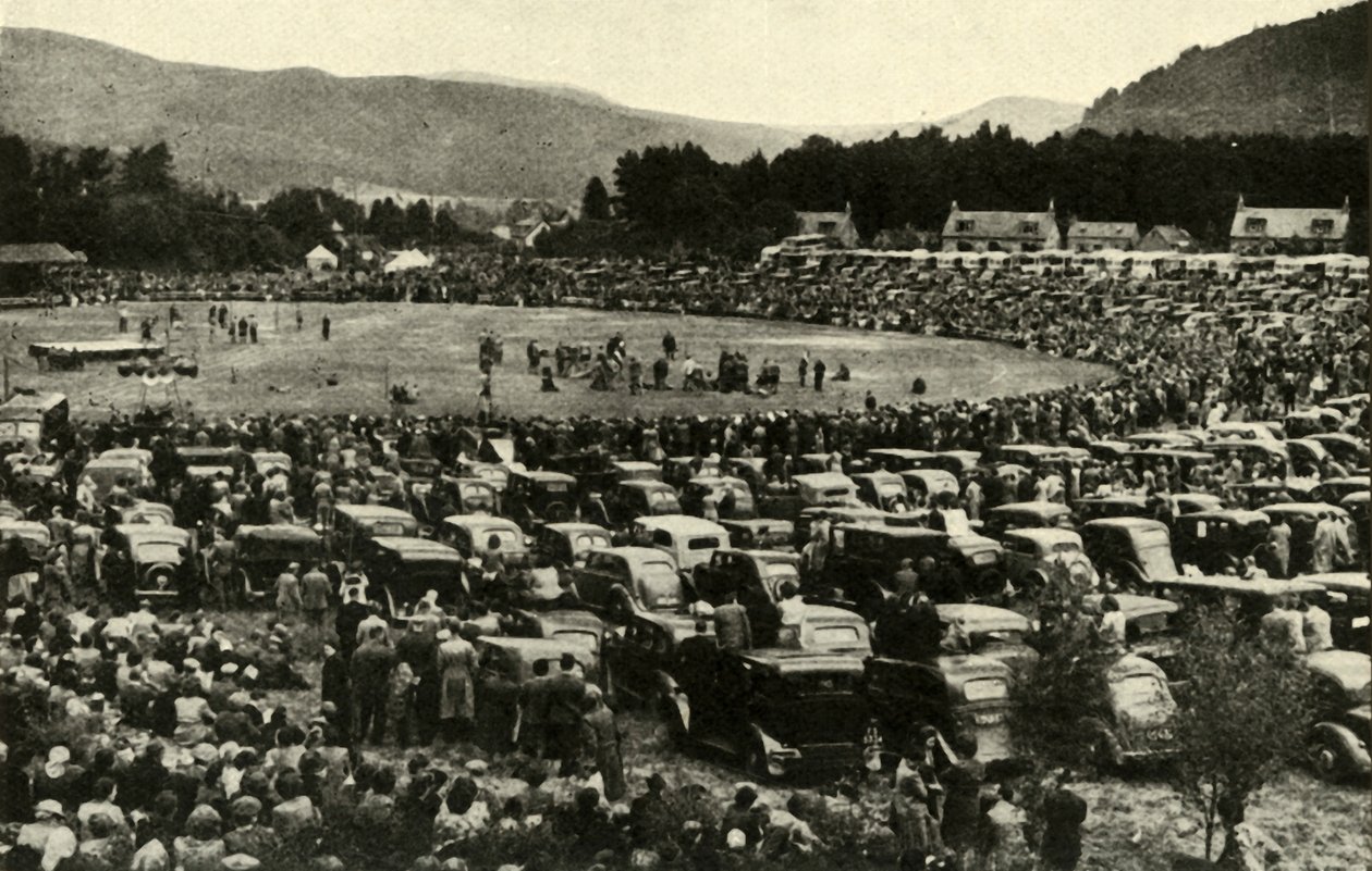 Een Highland Gathering in Braemar, ca. 1948 door Unbekannt