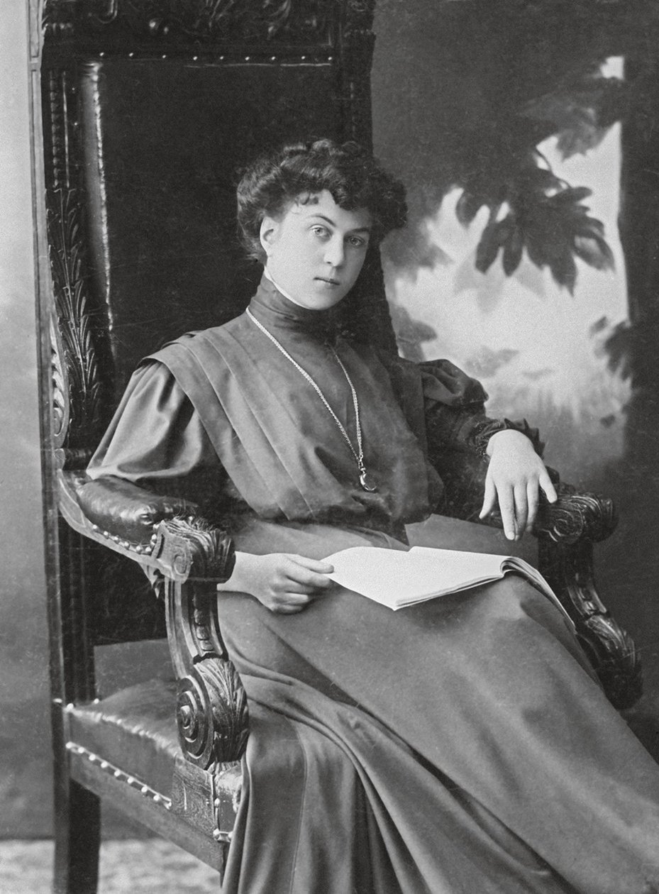 Alexandra Mikhailovna Kollontai door Unbekannt