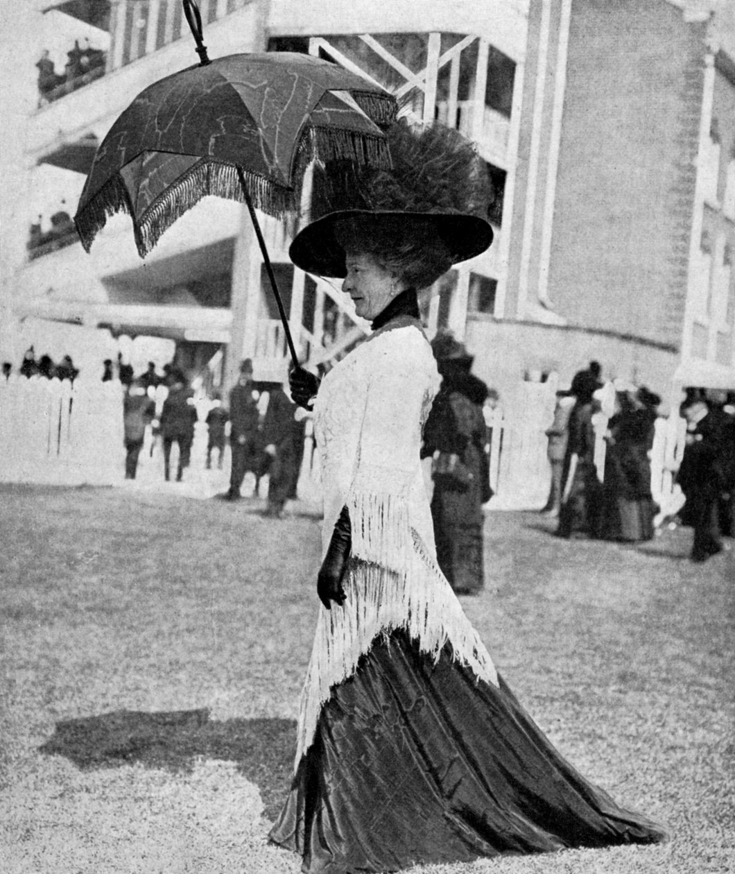 Ascot mode, 1913 1951 door Unbekannt