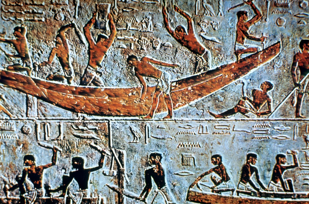 Bouw van een boot, muurreliëf, Saqqara, Egypte door Unbekannt