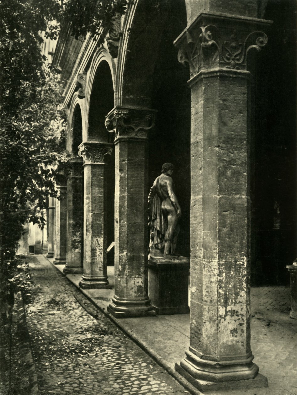 Binnenplaats van het Palazzetto Venezia, Rome, Italië, 1908 door Unbekannt
