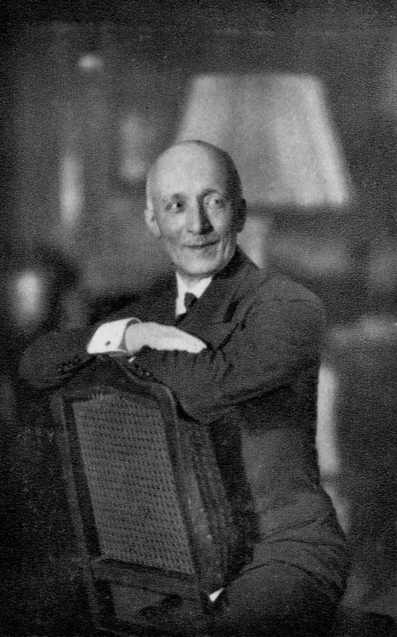 Dr Thierry de Martel, Franse chirurg, 1935 door Unbekannt