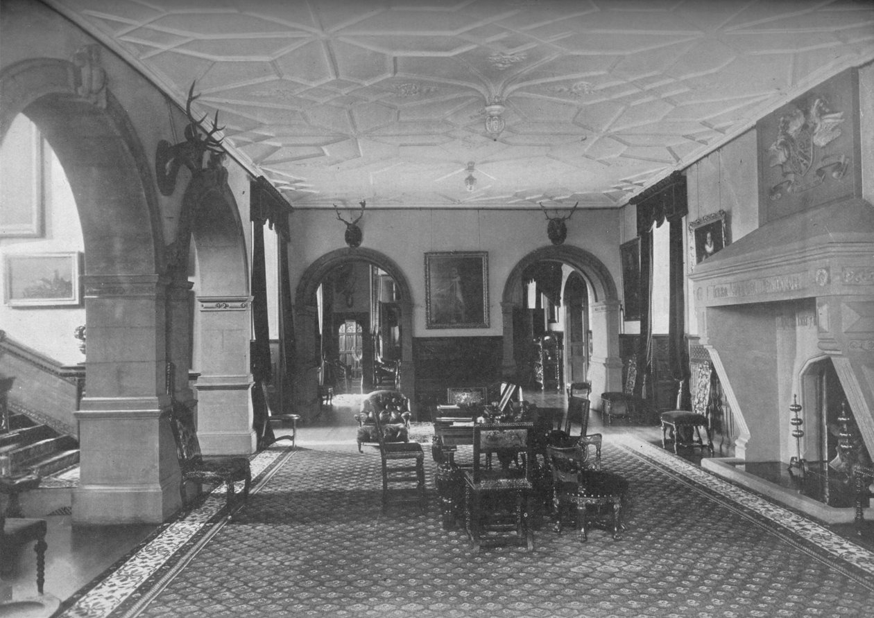 Dunster Castle, Somerset - Graaf van Carhampton, 1910 door Unbekannt