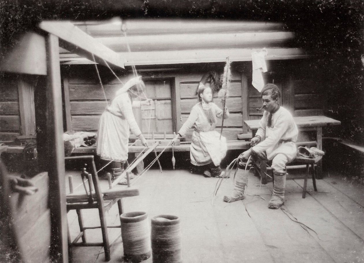 Dagelijks leven van het Mari-volk, Rusland, ca. 1880s-1890s door Unbekannt