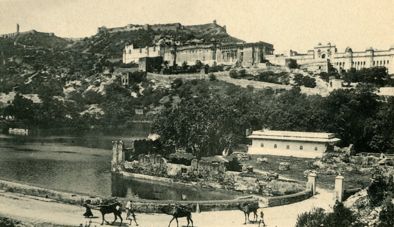 Fort en Paleis, Amber door Unbekannt