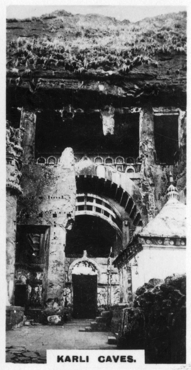 Karli-grotten, India, ca. 1925 door Unbekannt