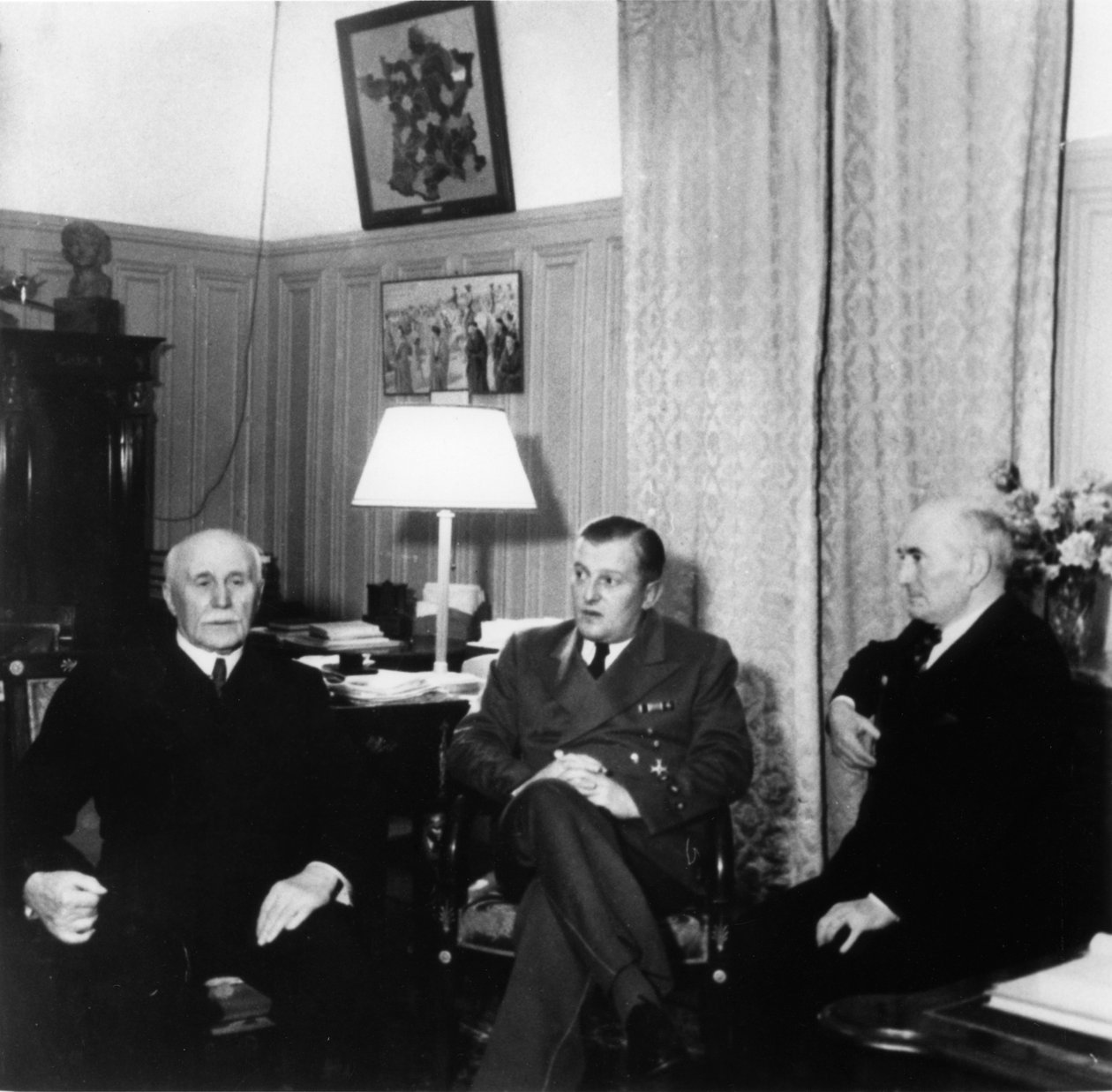 Leiders van Vichy-Frankrijk, ca. 1941-1942 door Unbekannt