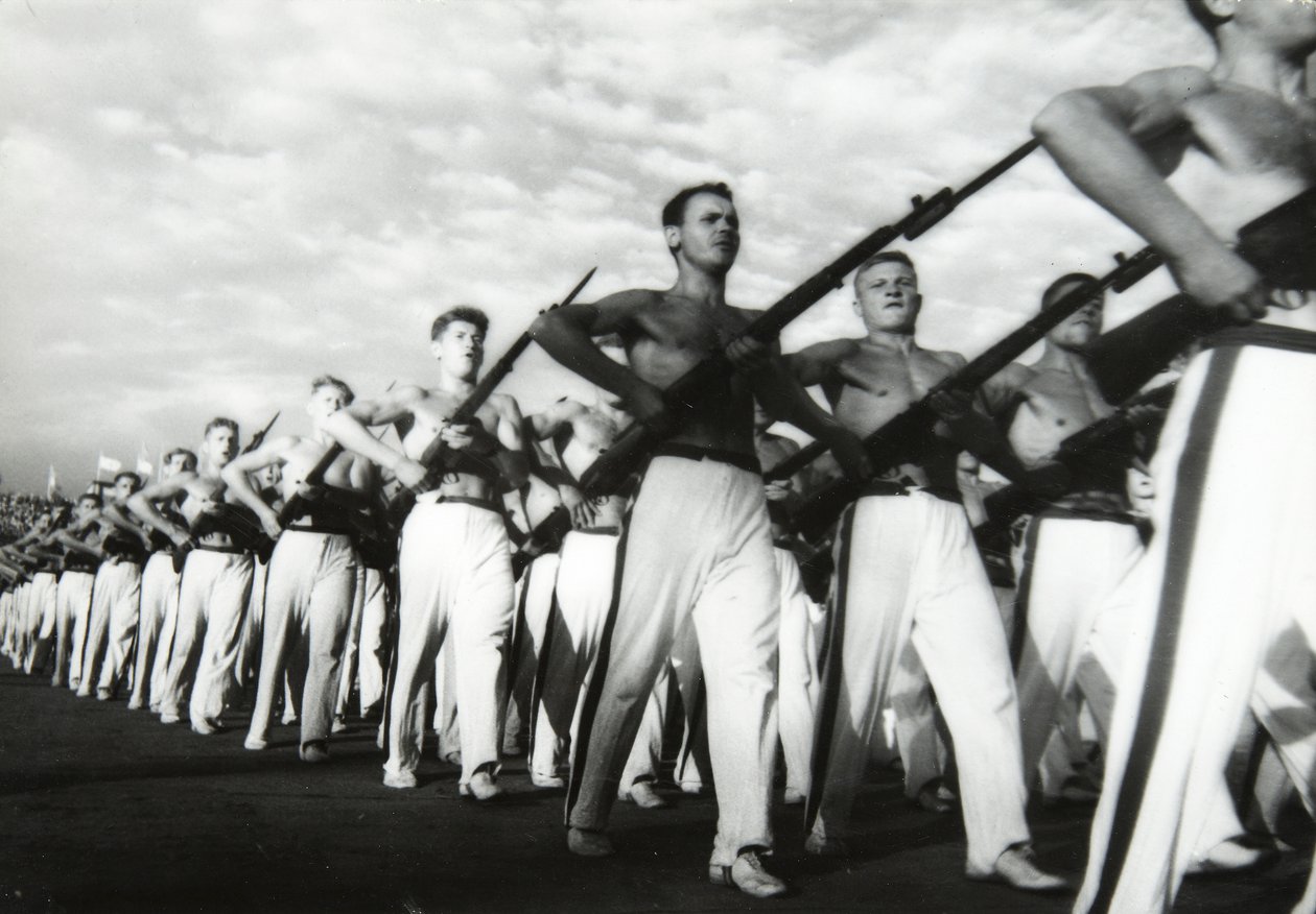 Parade van de Jonge Communisten, Moskou, USSR, 1930s door Unbekannt