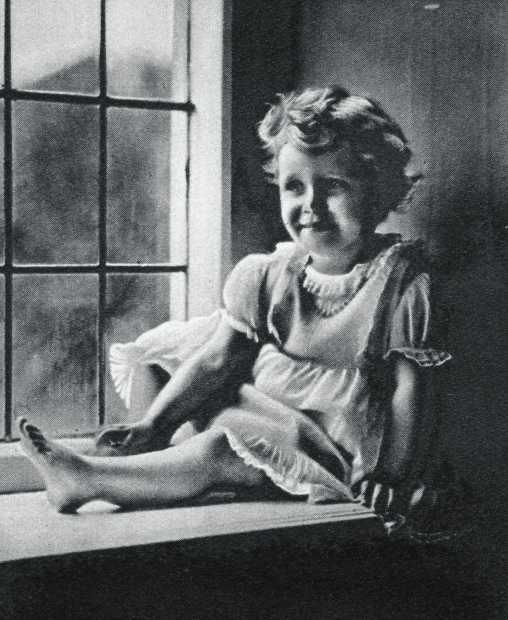 Prinses Margaret in St. Pauls Waldenbury, Hampshire, 1932 door Unbekannt