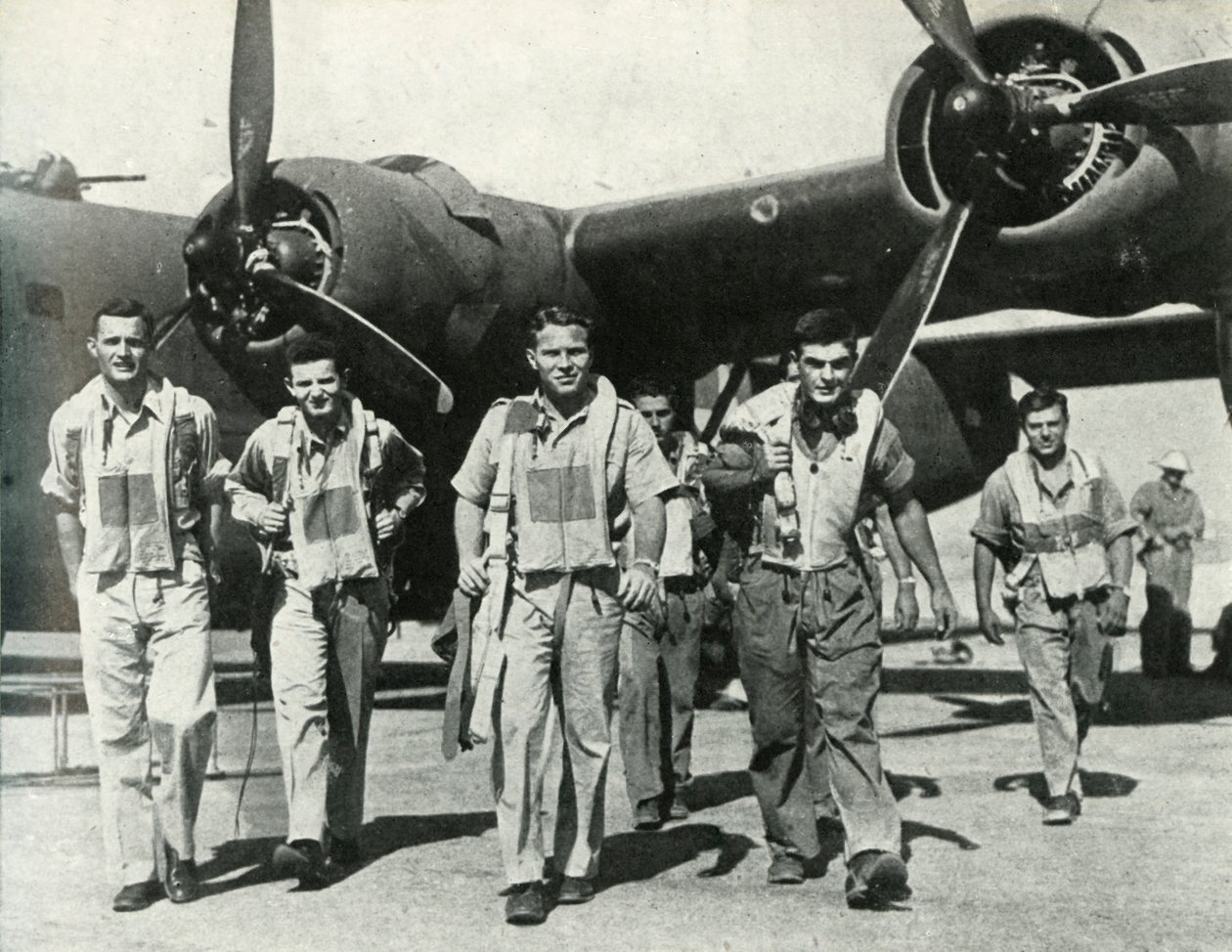 R.A.F. ontmoeting, ca. 1942-1943, 1945 door Unbekannt