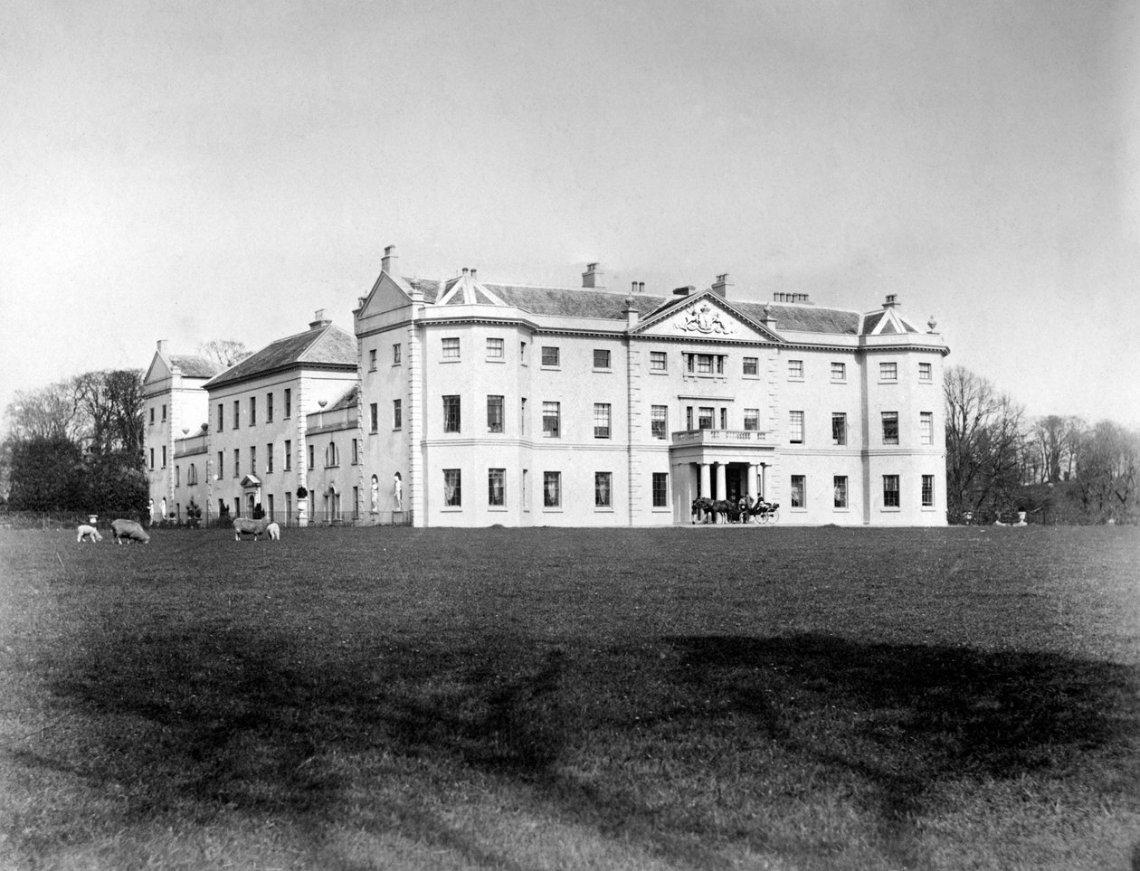 Saltram House door Unbekannt