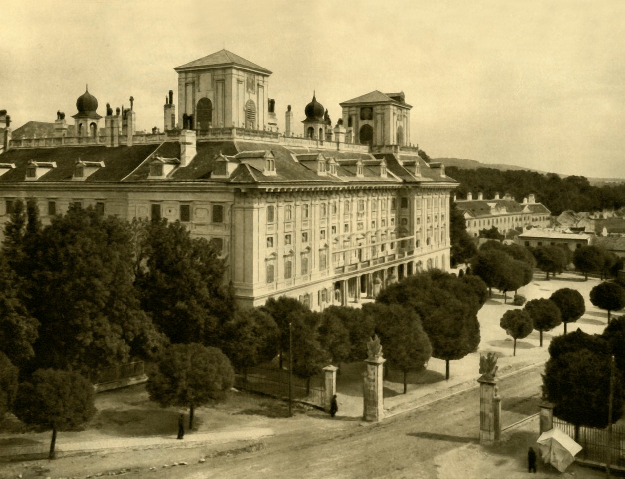 Schloss Esterházy, Eisenstadt, Burgenland, Oostenrijk, c1935 door Unbekannt