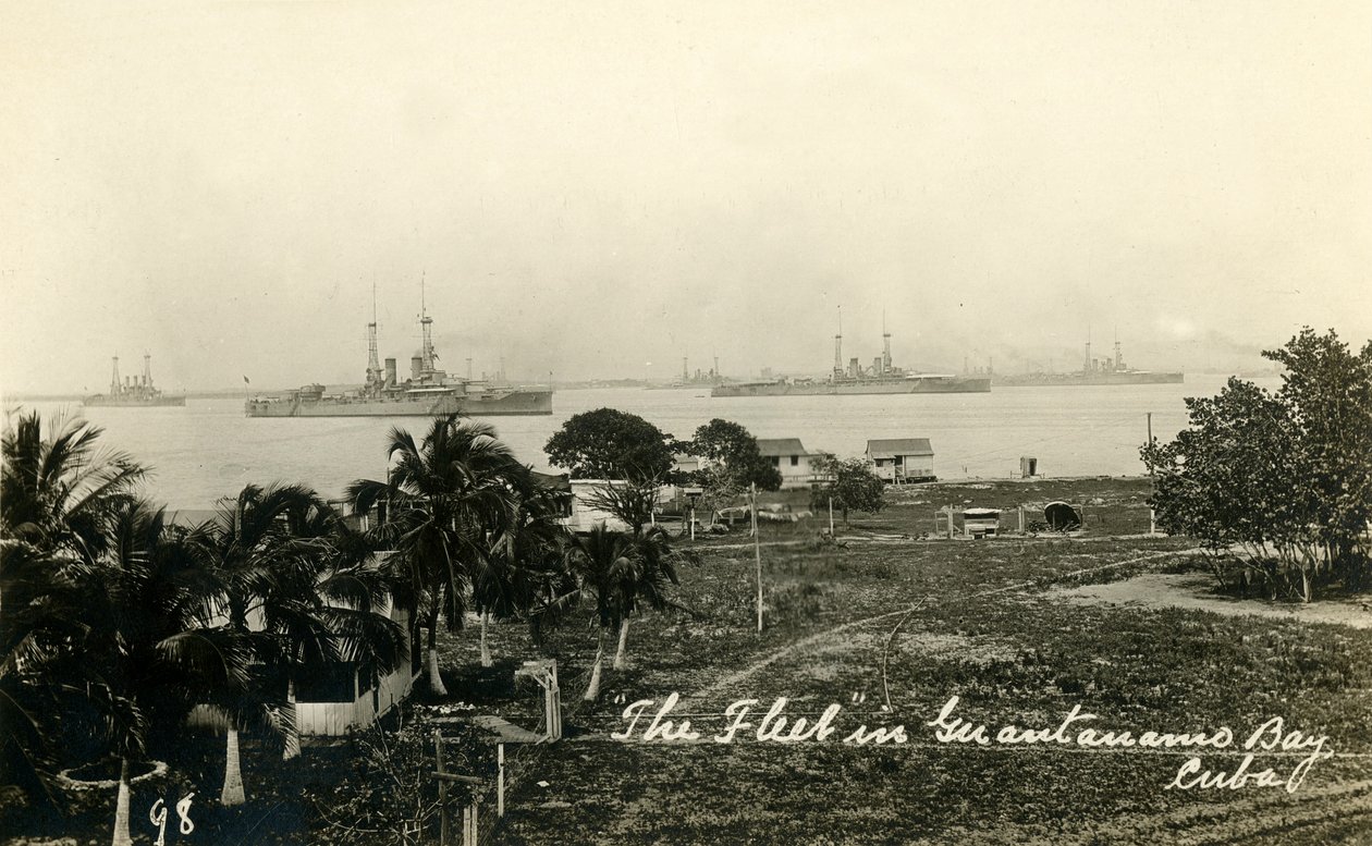 De Vloot in Guantanamo Bay, Cuba, ca. 1919 door Unbekannt