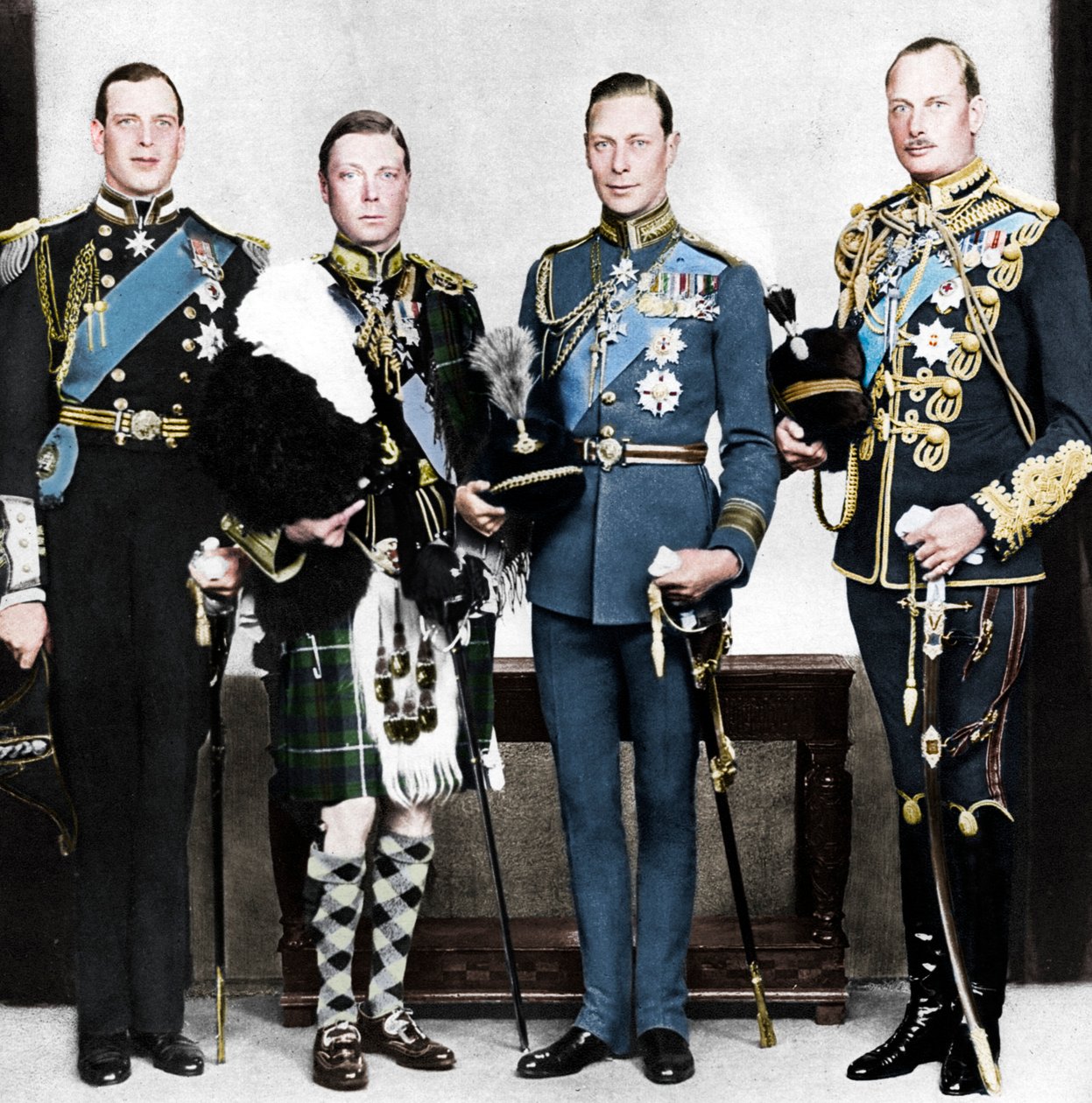 De Prins van Wales met zijn broers, ca. 1930s door Unbekannt