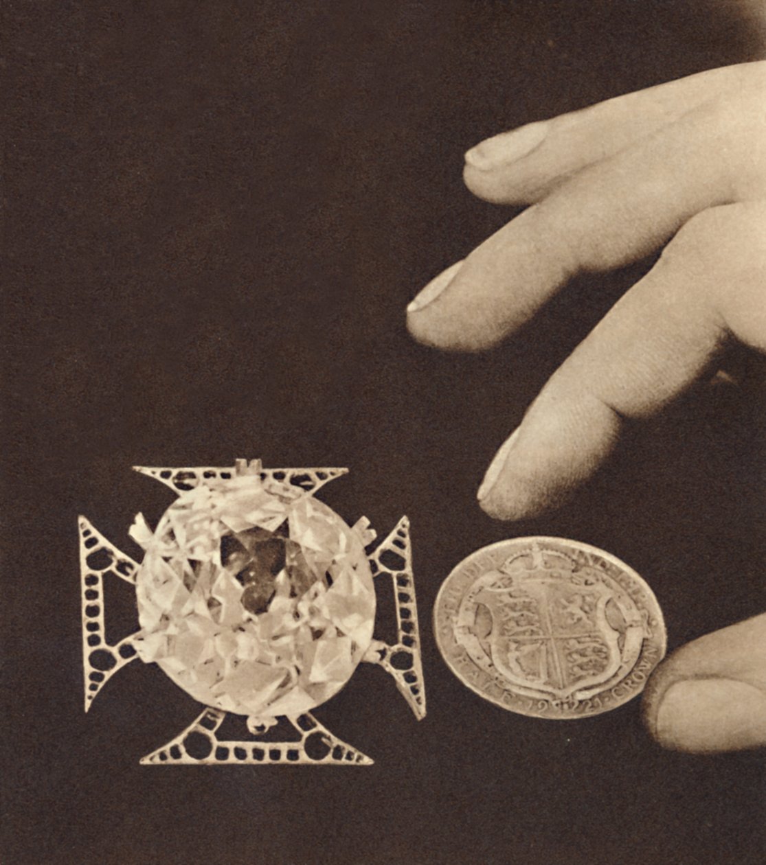 Het Wapen van de Koningin, 1937 door Unbekannt