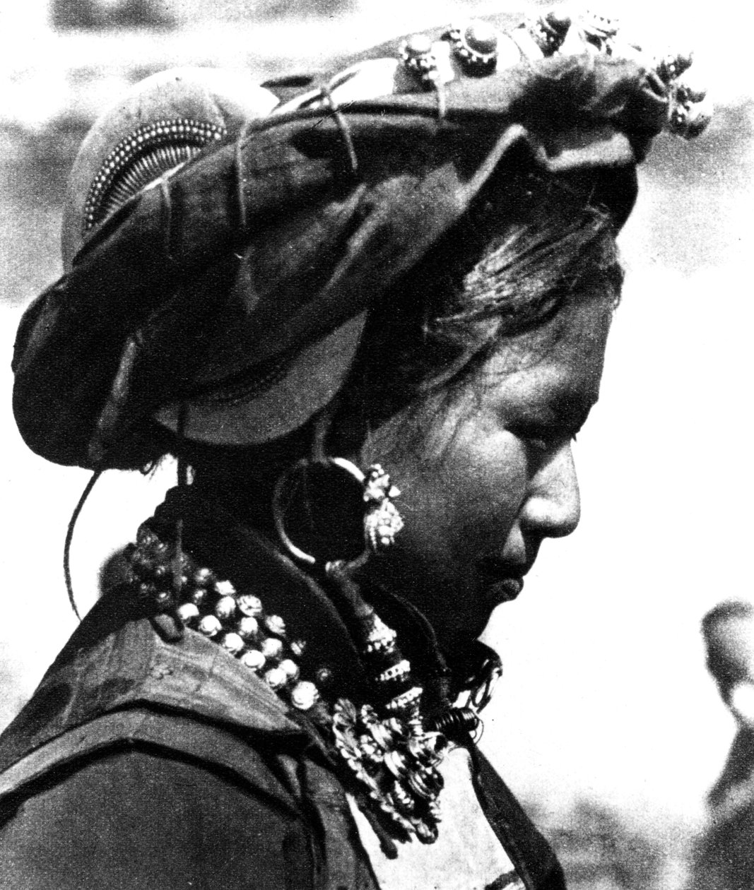 Tibetaanse vrouw, 1938 door Unbekannt